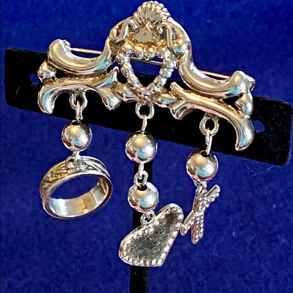 Stunning vintage “marriage blessing” silver pin